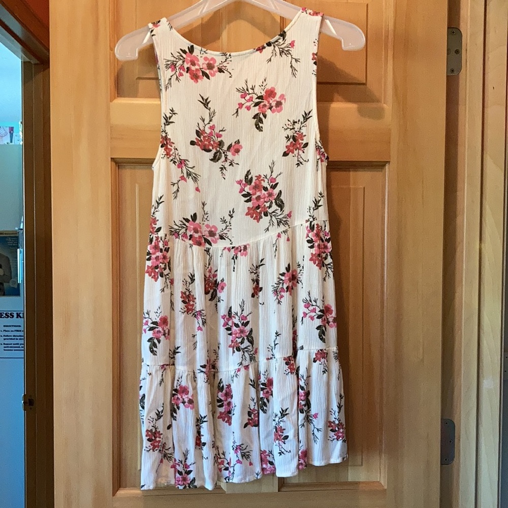 🌸American Eagle Outfitters Floral Dress - Picture 5 of 6